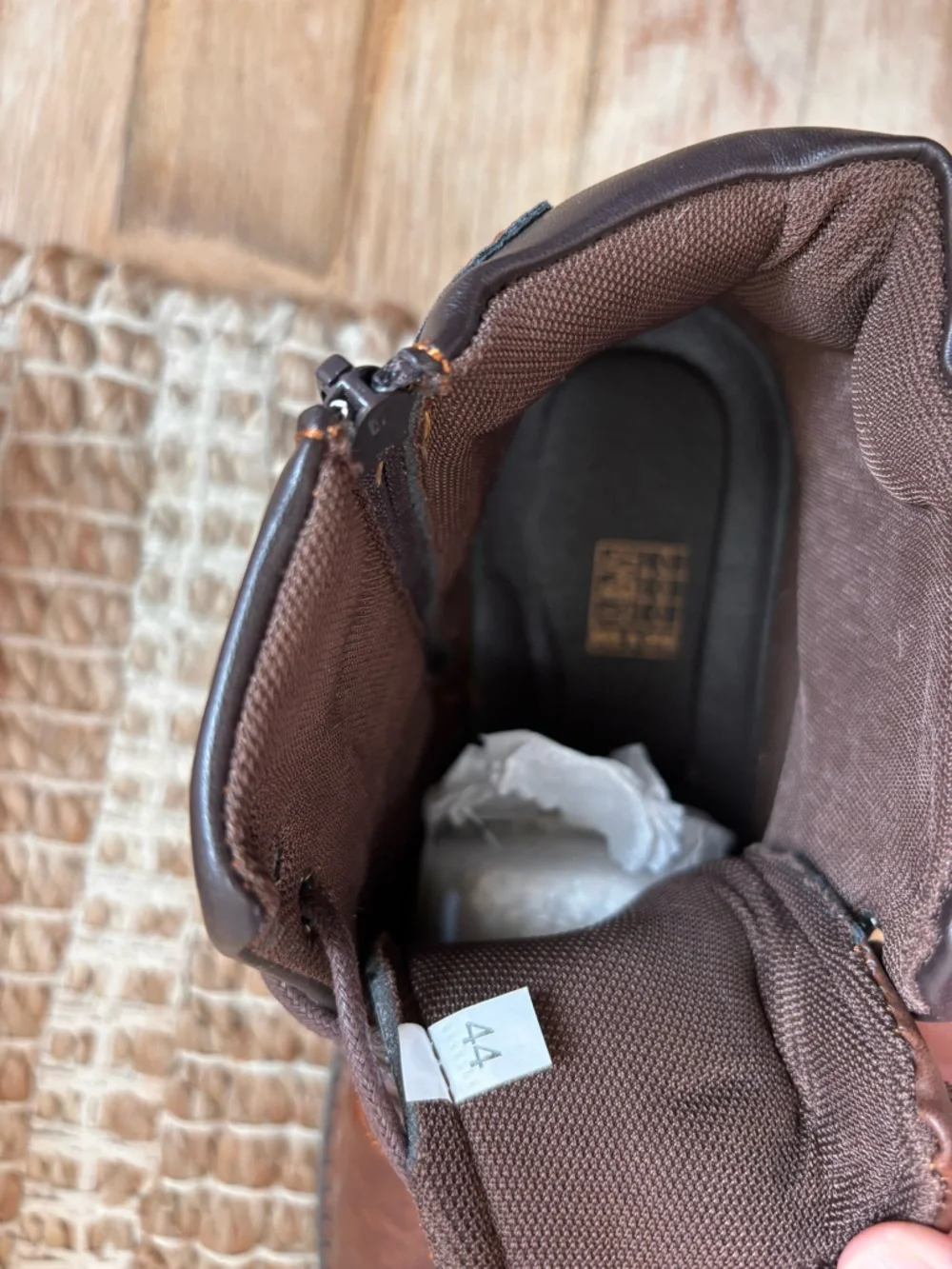 N/A lightweight boots